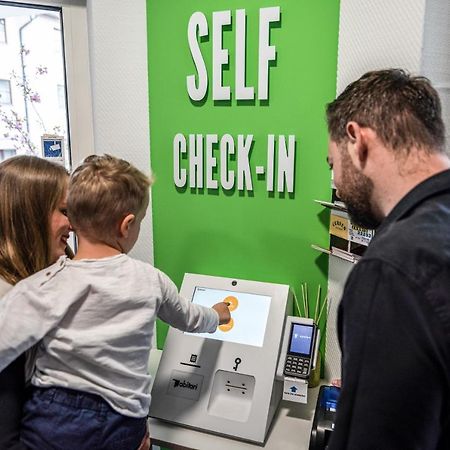 1Bitcoinhotel Princess Self Check-In 普洛兴根 外观 照片