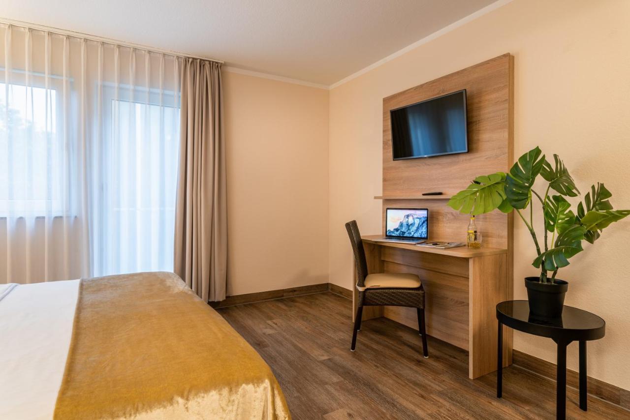 1Bitcoinhotel Princess Self Check-In 普洛兴根 外观 照片